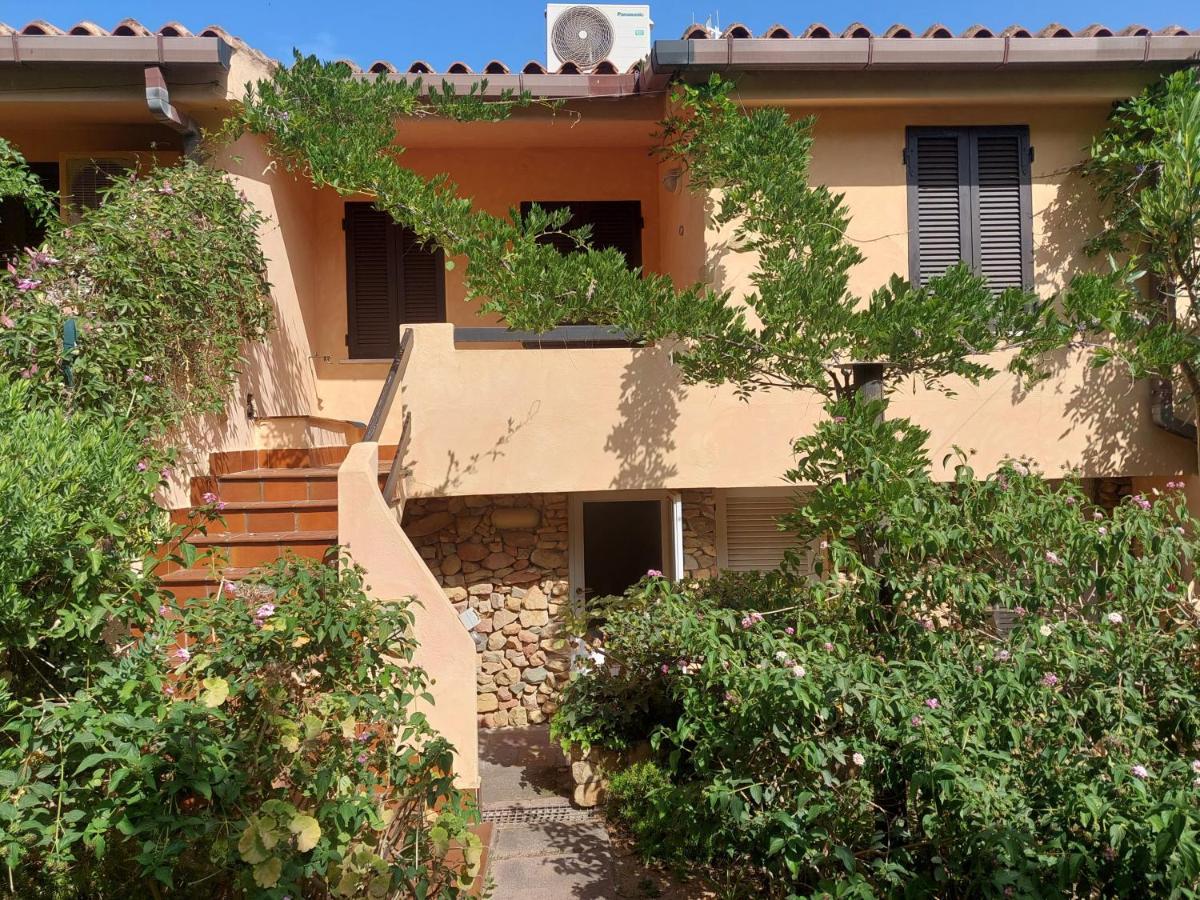 Costa Rei - Casa Vacanza A 200 Mt Dal Mare Exteriör bild